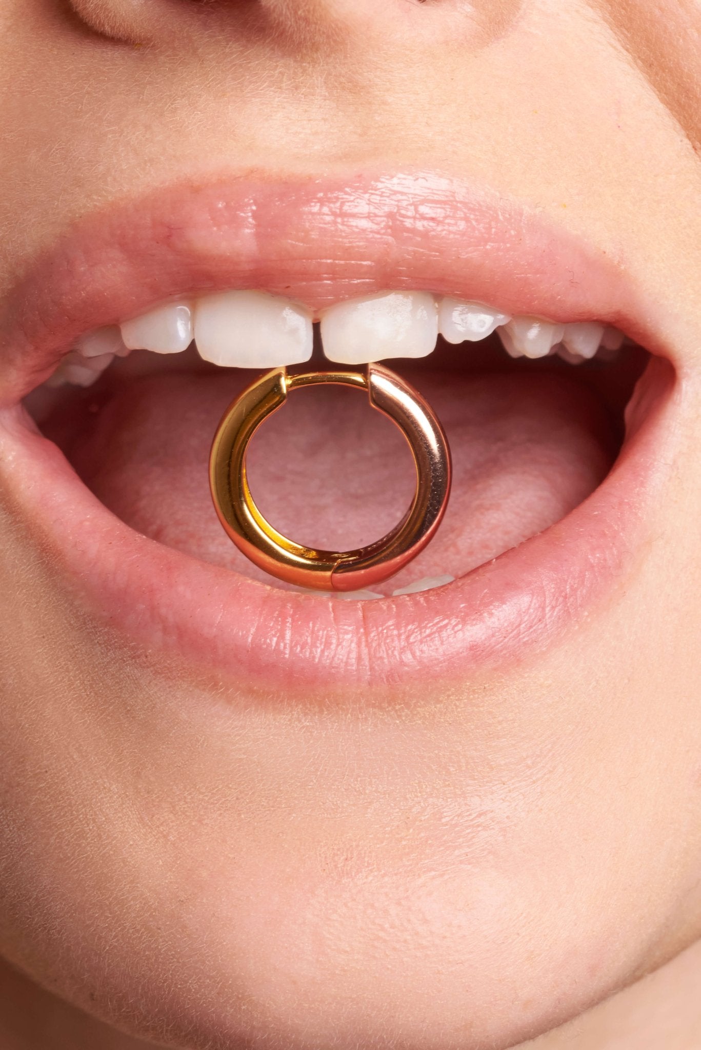 NEUTRAL COLLECTION - MOOPS